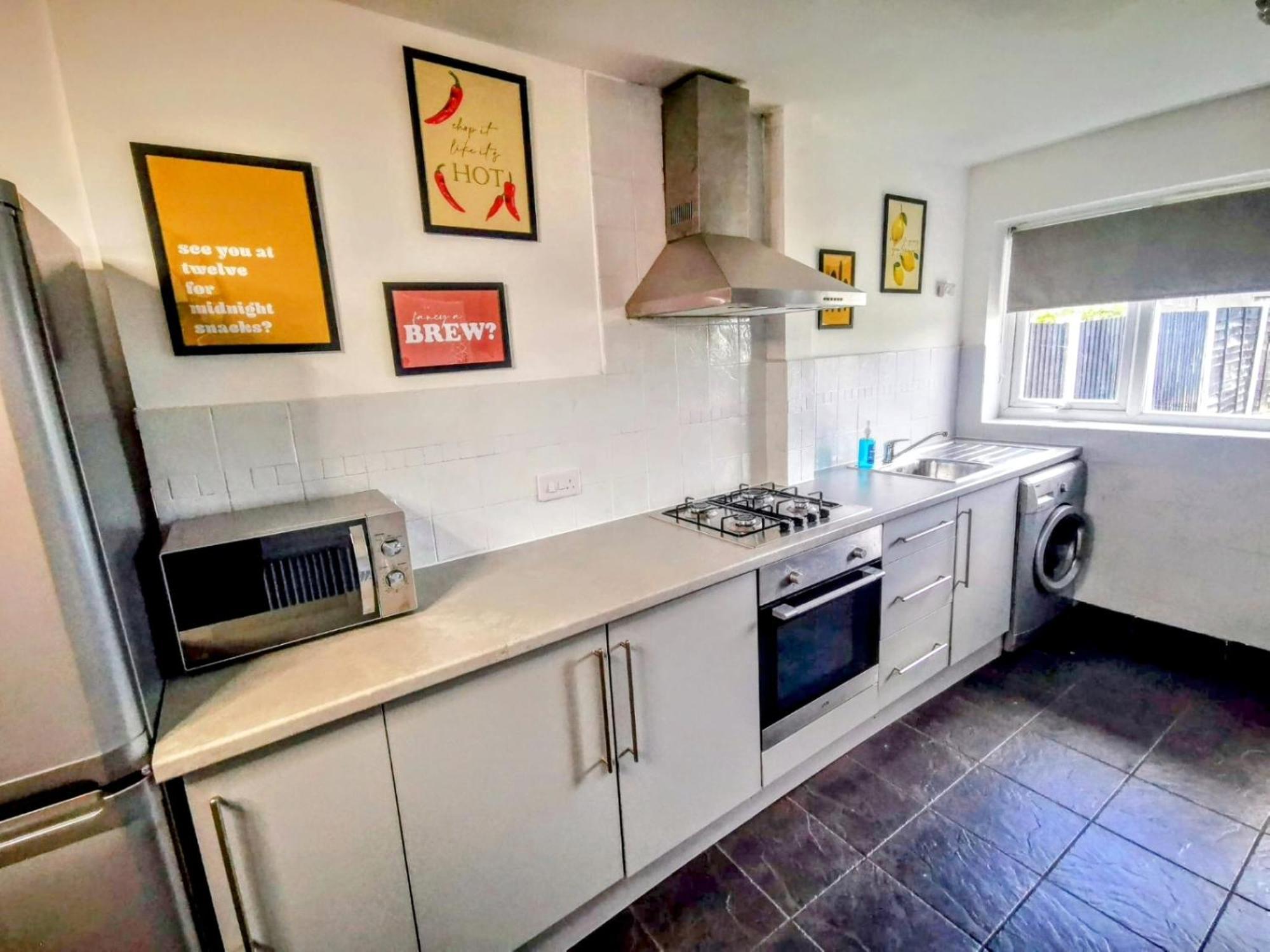 No 7 - Bright, Spacious 3 Bed Home With Parking & Wifi Huyton Εξωτερικό φωτογραφία