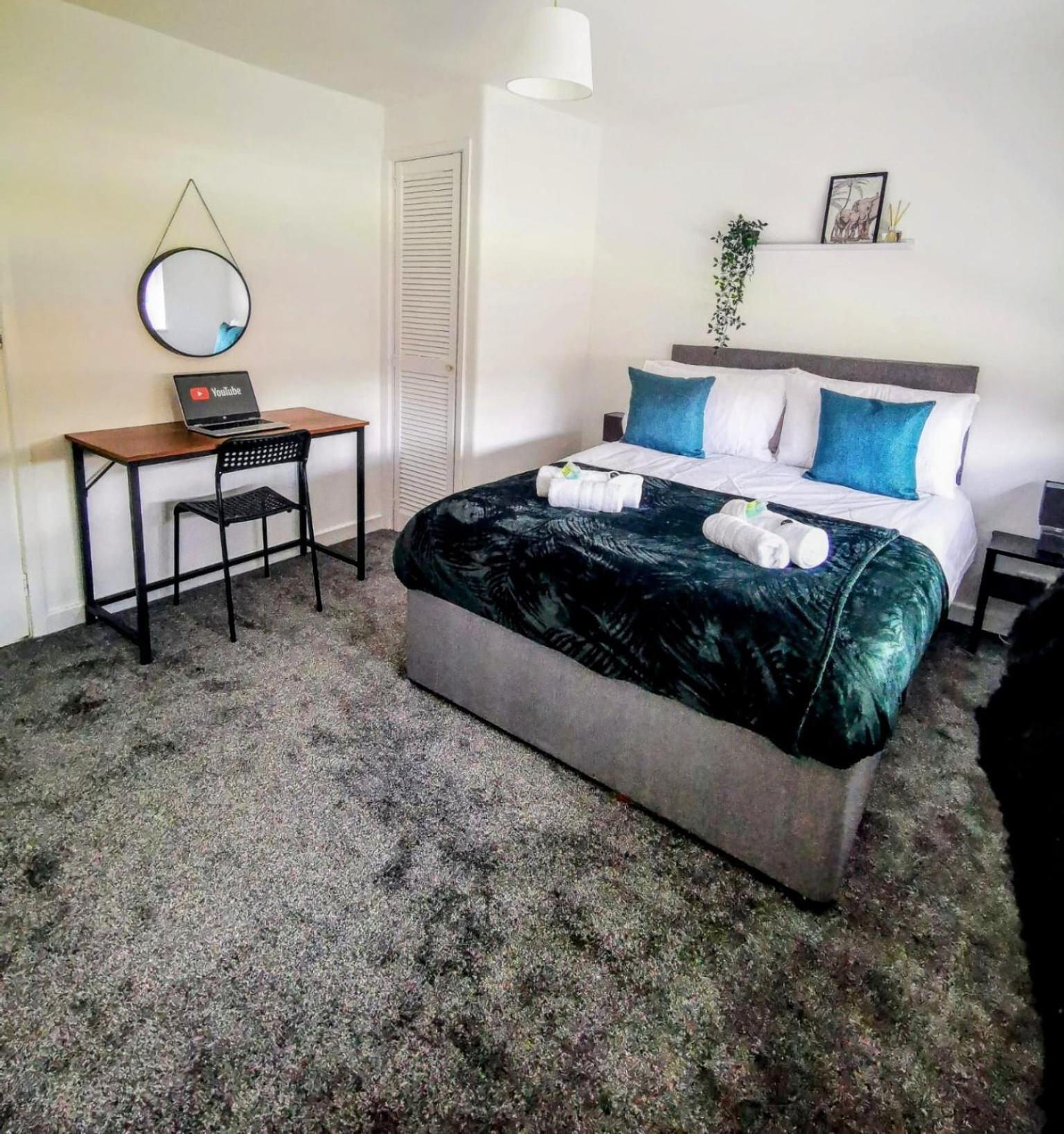 No 7 - Bright, Spacious 3 Bed Home With Parking & Wifi Huyton Εξωτερικό φωτογραφία